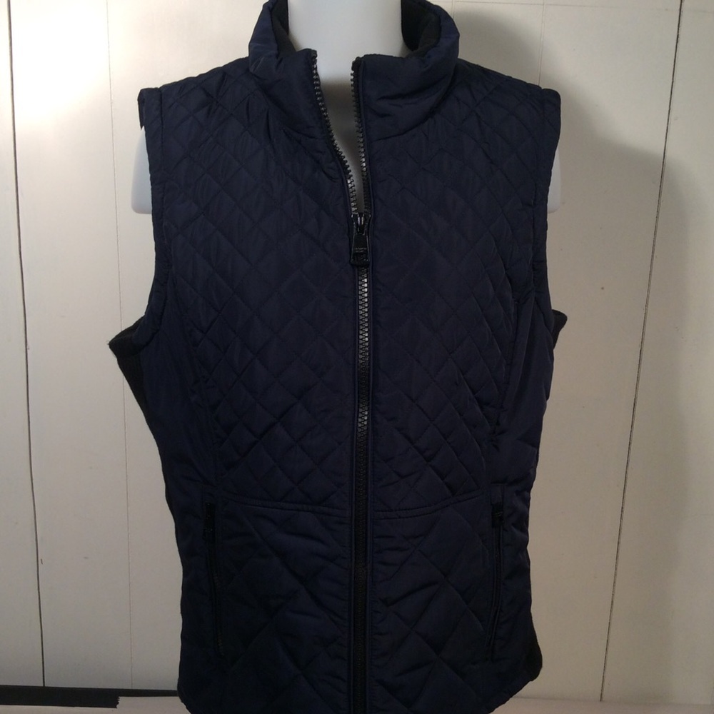 Women’s Andrew Marc Navy Blue quilted vest size XL